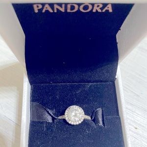 Pandora vintage style round ring